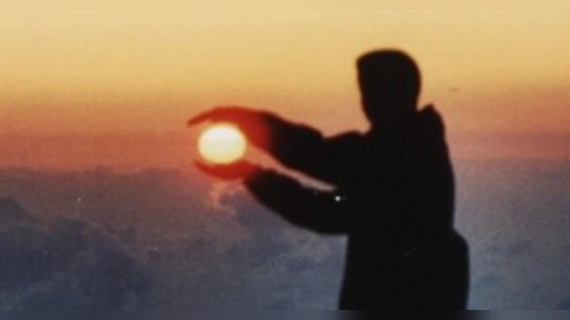 Observations, analysis and interpretation with non-LTE of chromospheric   structures of the Sun