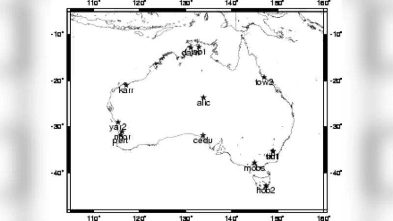 Impacts of Stochastic Modeling on GPS-derived ZTD Estimations