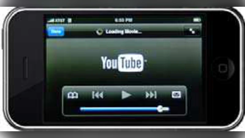 QoE-aware Media Streaming in Technology and Cost Heterogeneous Networks