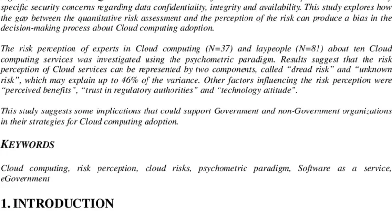 Laypeople and Experts risk perception of Cloud Computing Services