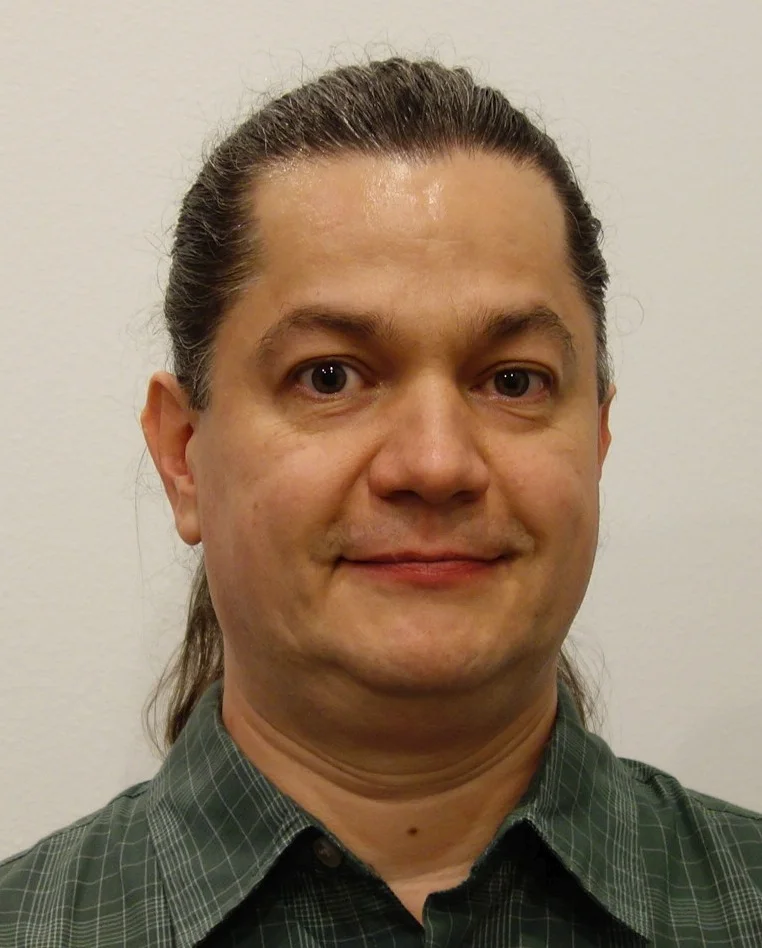 Noidy Conmunixatipn: On the Convergence of the Averaging Population   Protocol