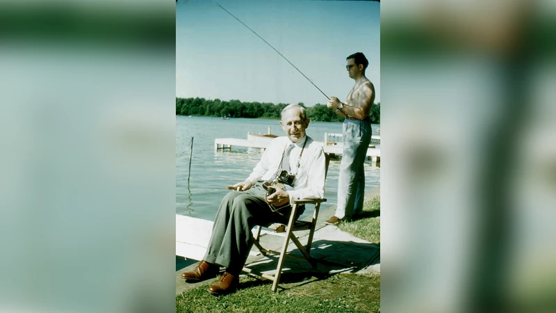 Allan R. Sandage, 18 June 1926 - 13 November 2010