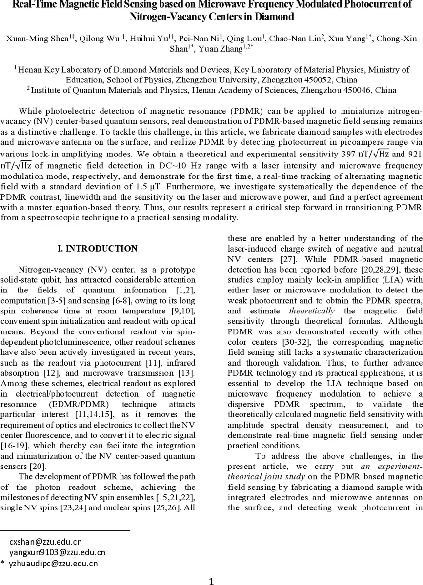 Real-Time Magnetic Field Sensing based on Microwave Frequency Modulated Photocurrent of Nitrogen-Vacancy Centers in Diamond