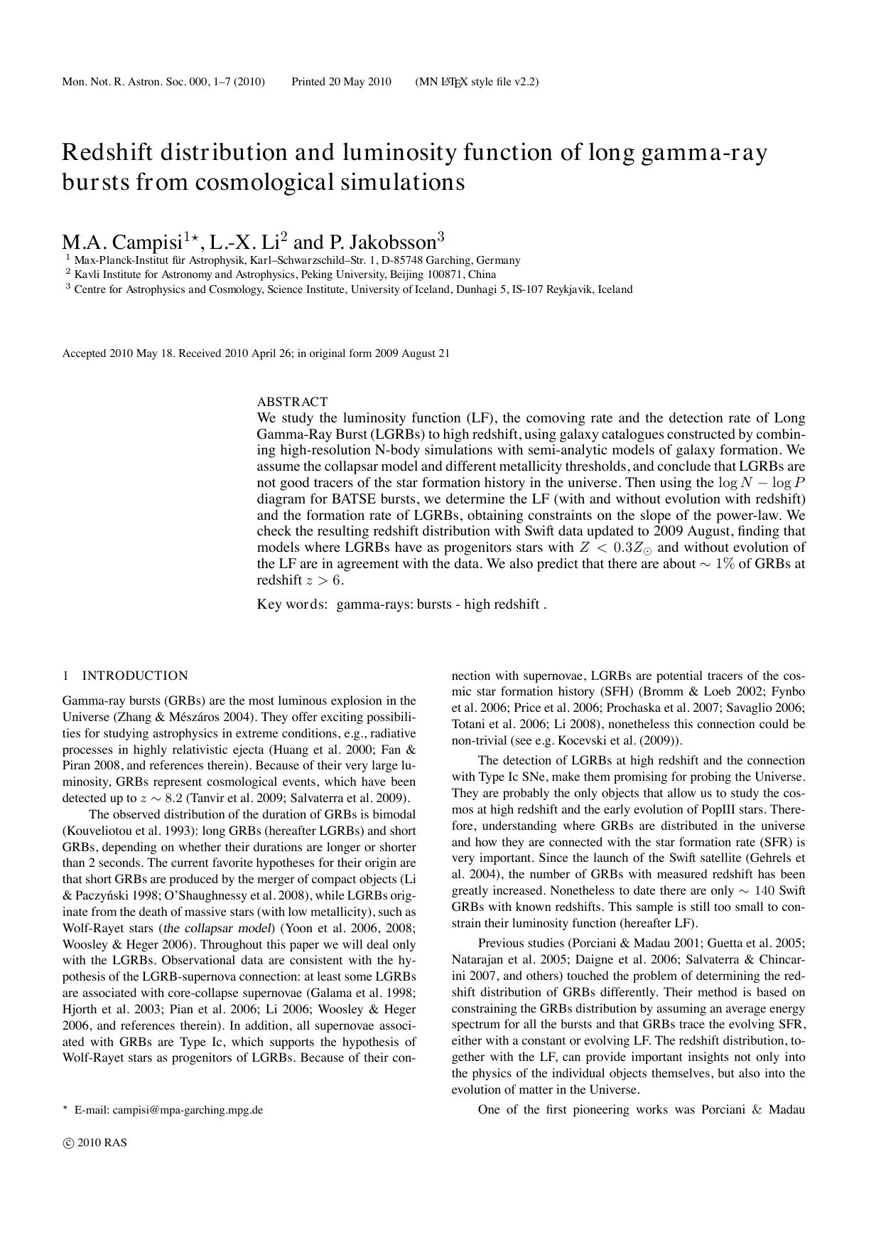 Redshift distribution and luminosity function of long gamma-ray bursts   from cosmological simulations