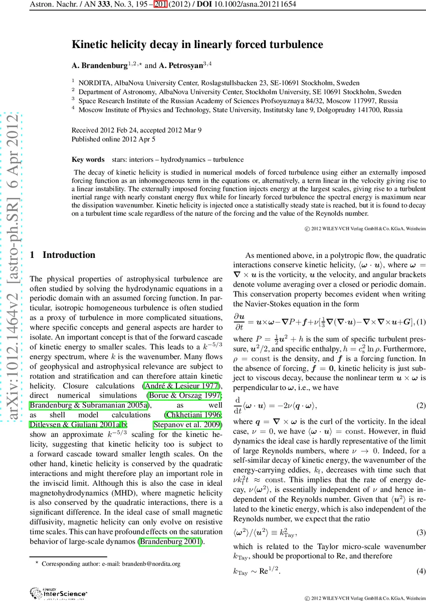 선형 강제 난류에서 동역학 헬리시티 붕괴