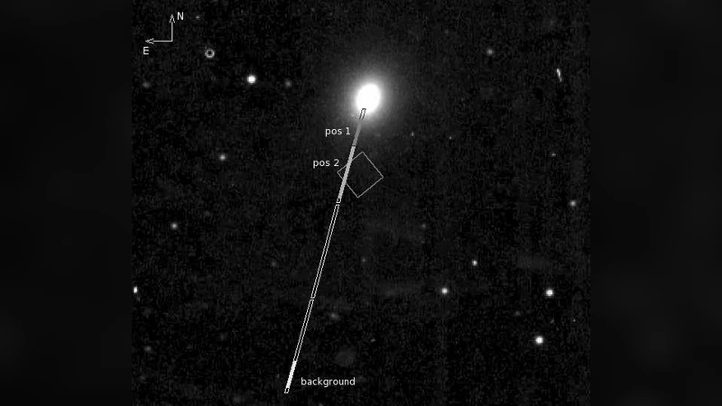 M32의 복합 별집단 해부 핵에서 외곽까지의 연령·금속성 분포
