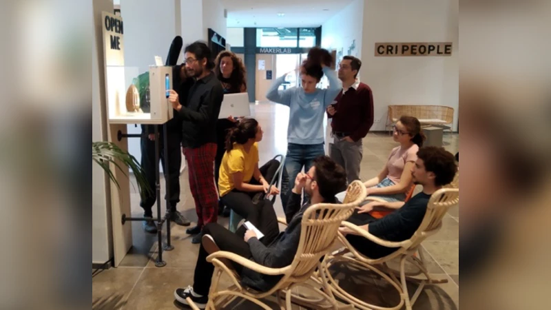 열쇠 없는 금고 도전 캘리브레이션 없이 인터랙션 배우기