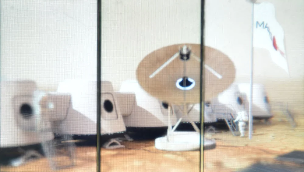 백도어 방어를 위한 테스트 시점 주의력 정화